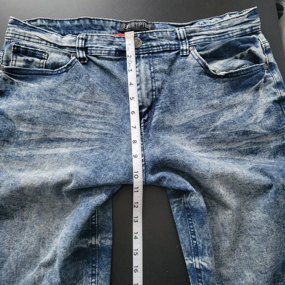 Encrypted NYC Men’s Sz 36 Distressed Denim Jean Shorts, Detailed Buttons, EUC - Picture 11 of 11